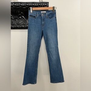 Women’s mid rise slimming boot Levi jeans